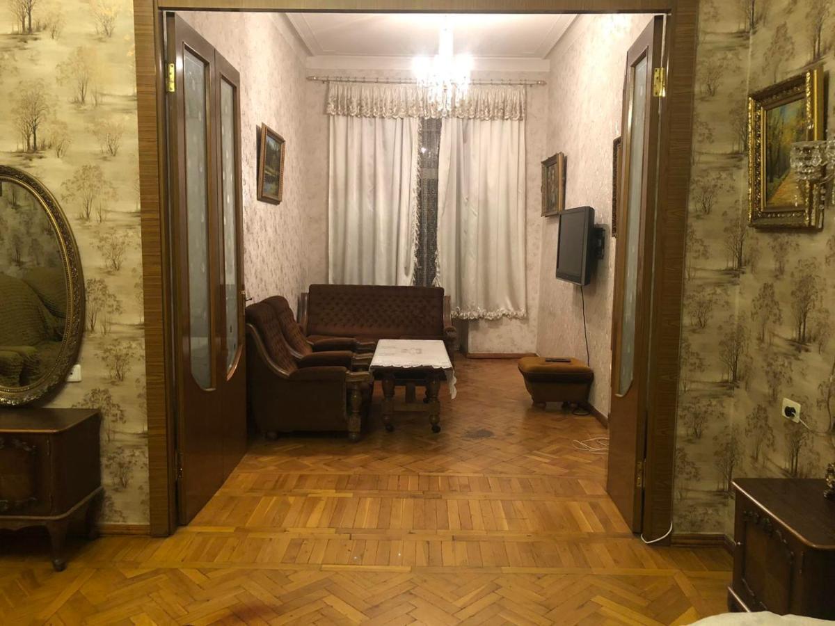 Квартира В Самом Центре Еревана Yerevan Exterior foto